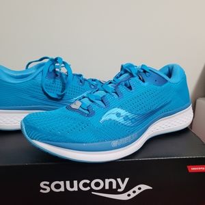 Saucony runners size 7 womens